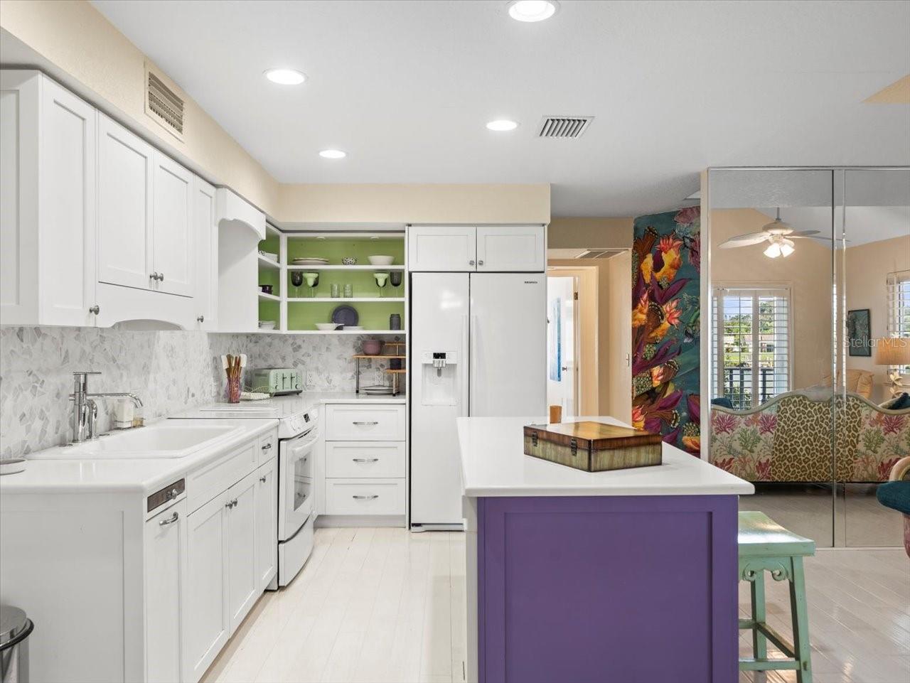20051 GULF BLVD, INDIAN SHORES, FL — photo 35