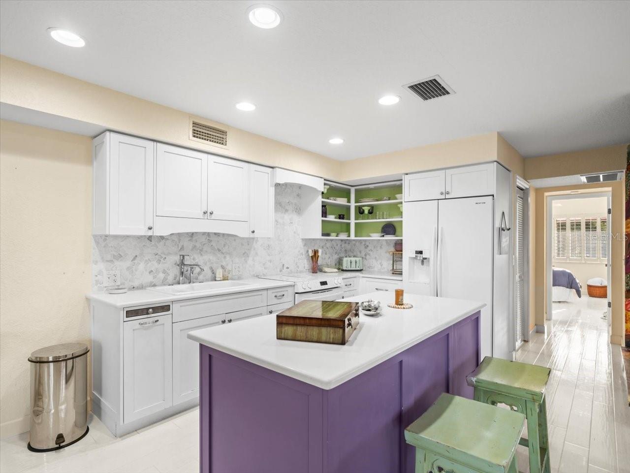 20051 GULF BLVD, INDIAN SHORES, FL — photo 36