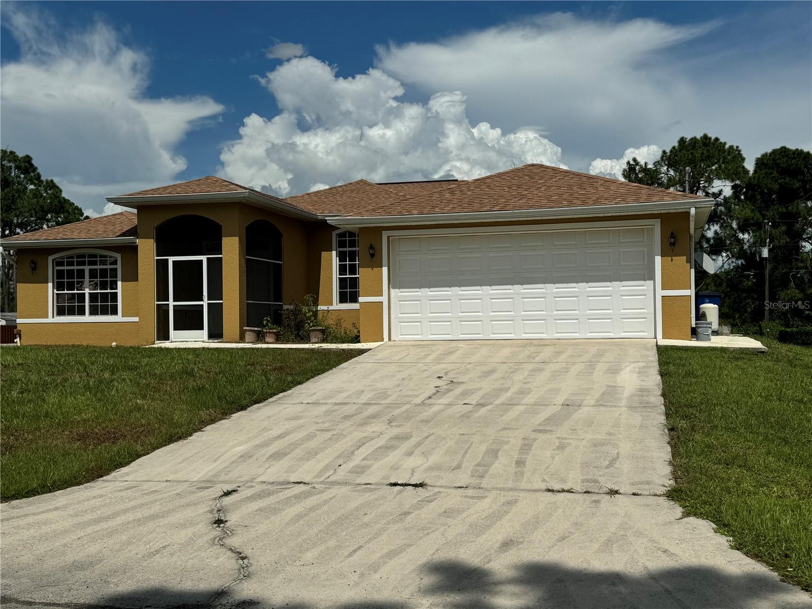 814 JEFFERSON AVE #1, LEHIGH ACRES, FL