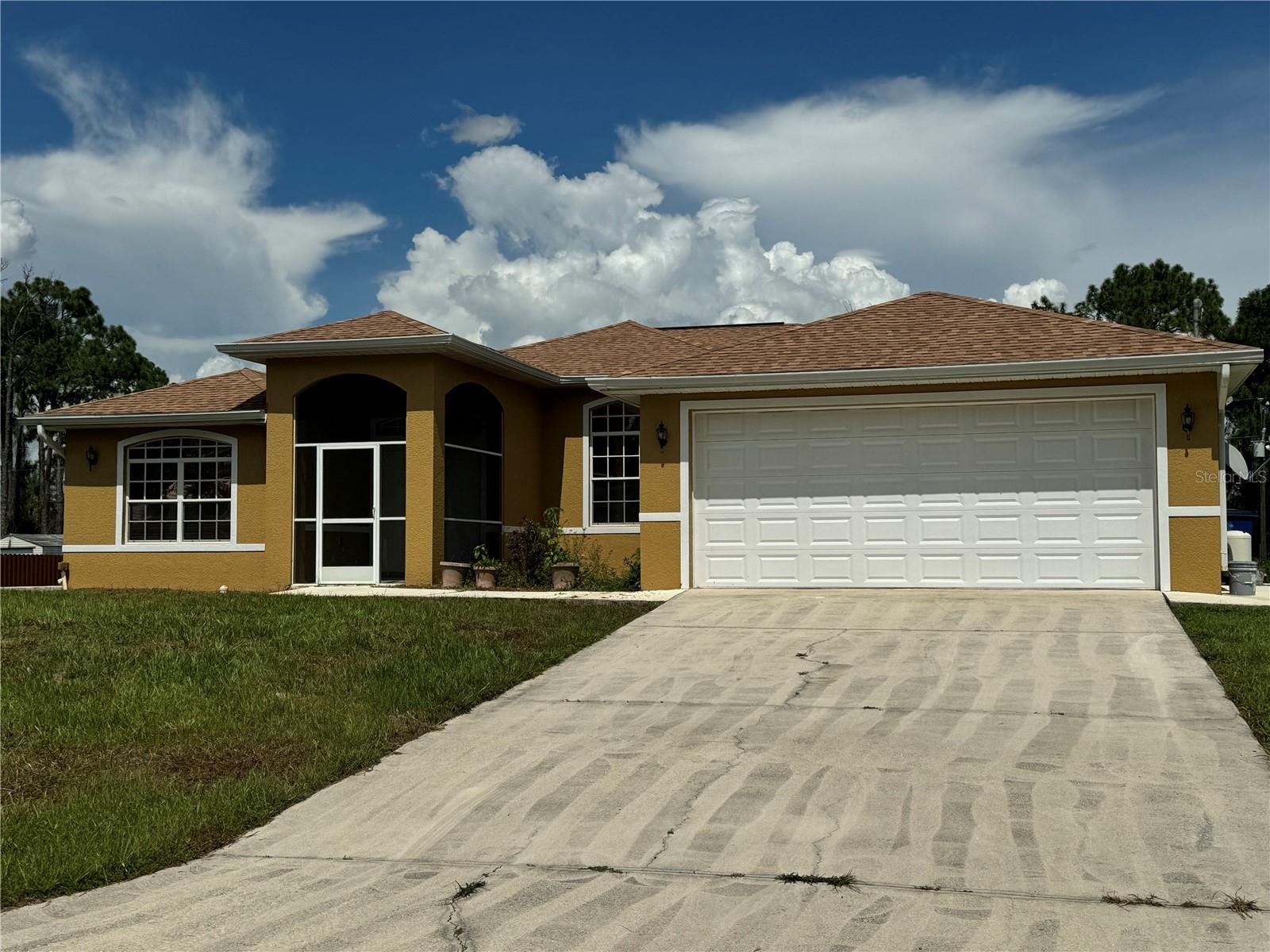 814 JEFFERSON AVE #1, LEHIGH ACRES, FL — photo 2