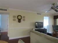 7351 W COUNTRY CLUB DR N #202 — photo 8