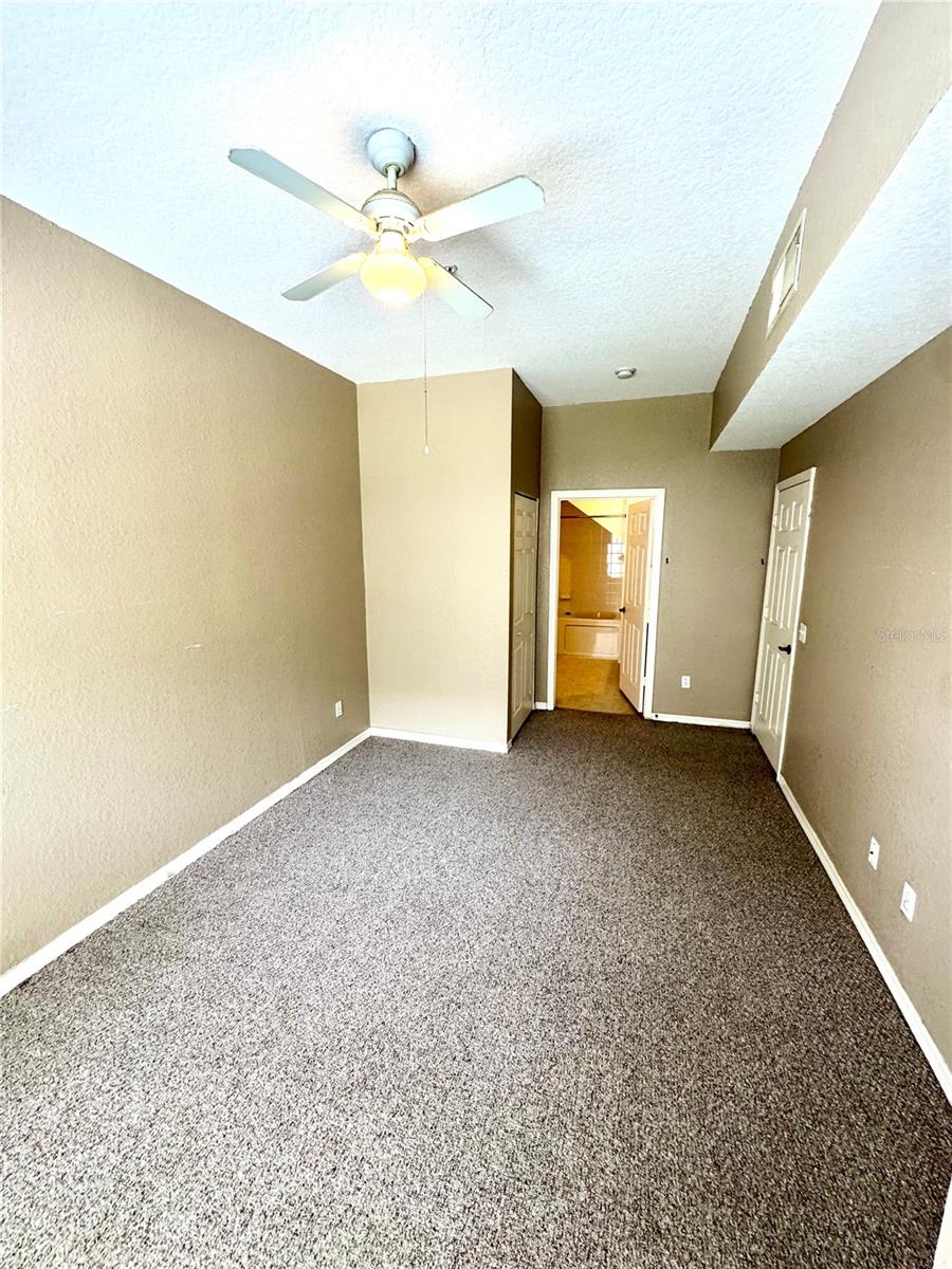 2606 LODI CIR #105, KISSIMMEE, FL — photo 11