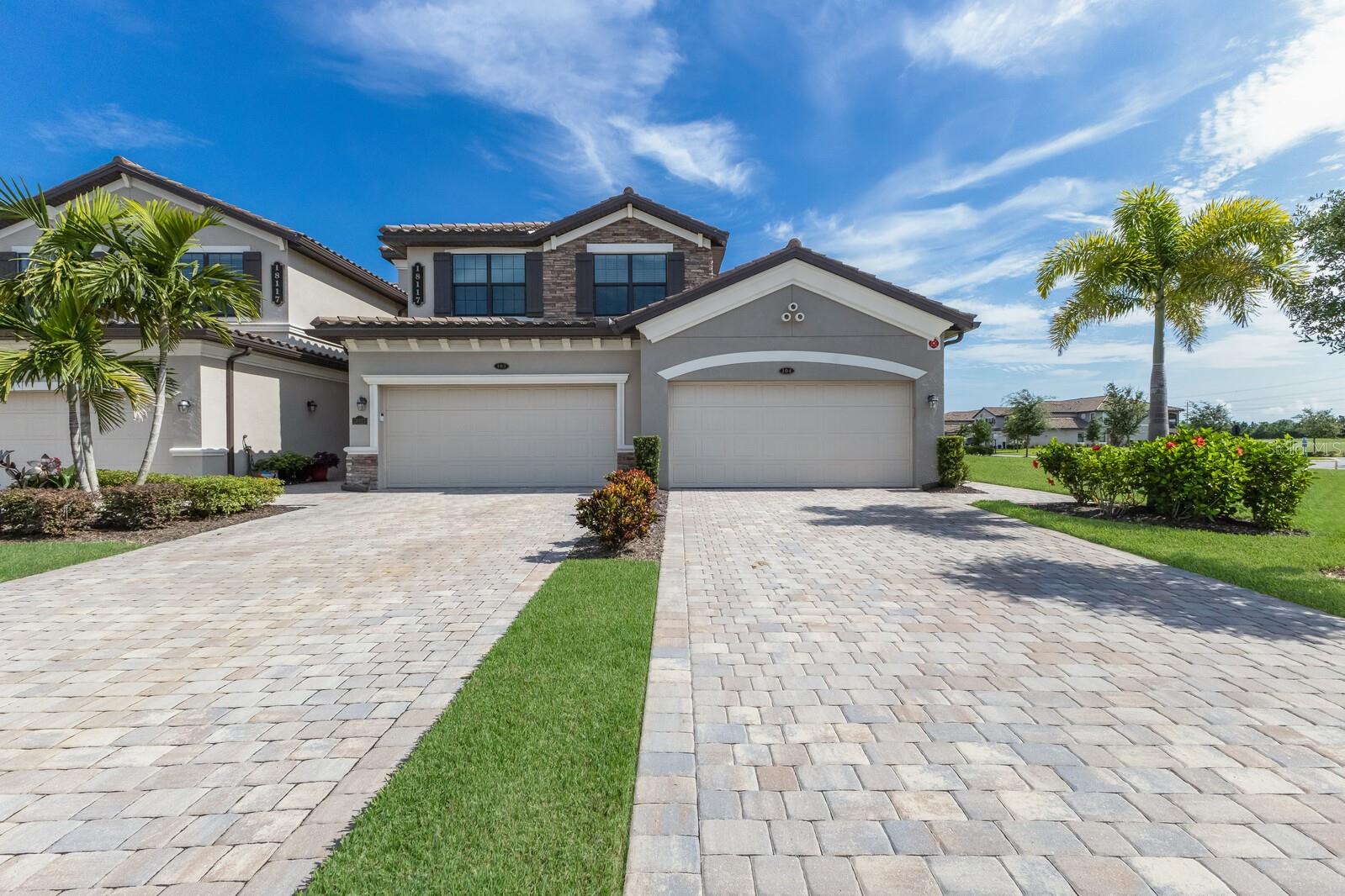 18117 GAWTHROP DR #104, BRADENTON, FL