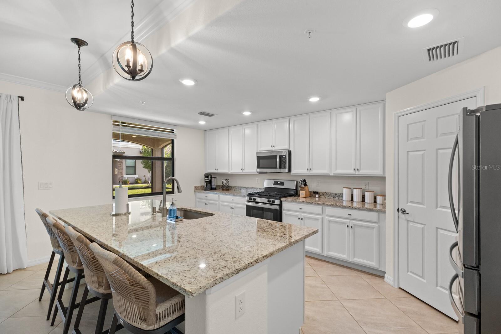 18117 GAWTHROP DR #104, BRADENTON, FL — photo 11