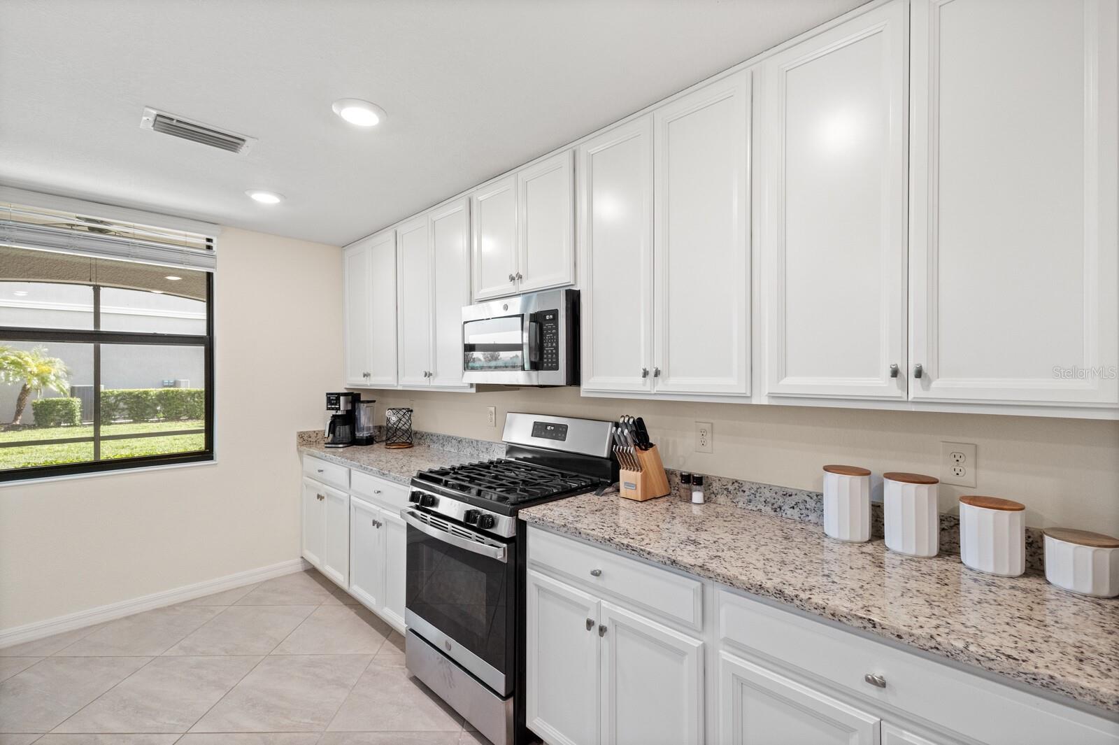 18117 GAWTHROP DR #104, BRADENTON, FL — photo 12