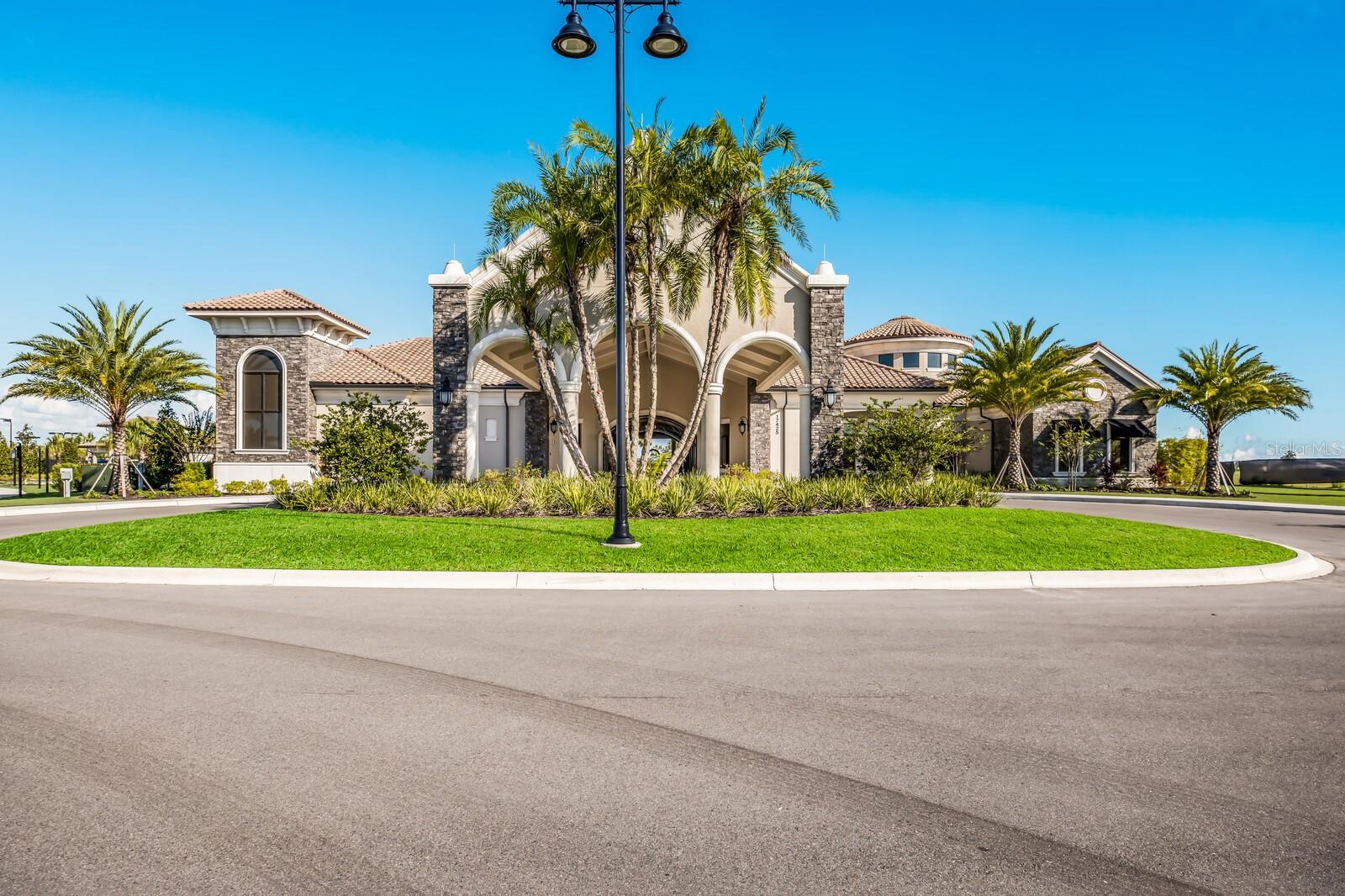 18117 GAWTHROP DR #104, BRADENTON, FL — photo 47