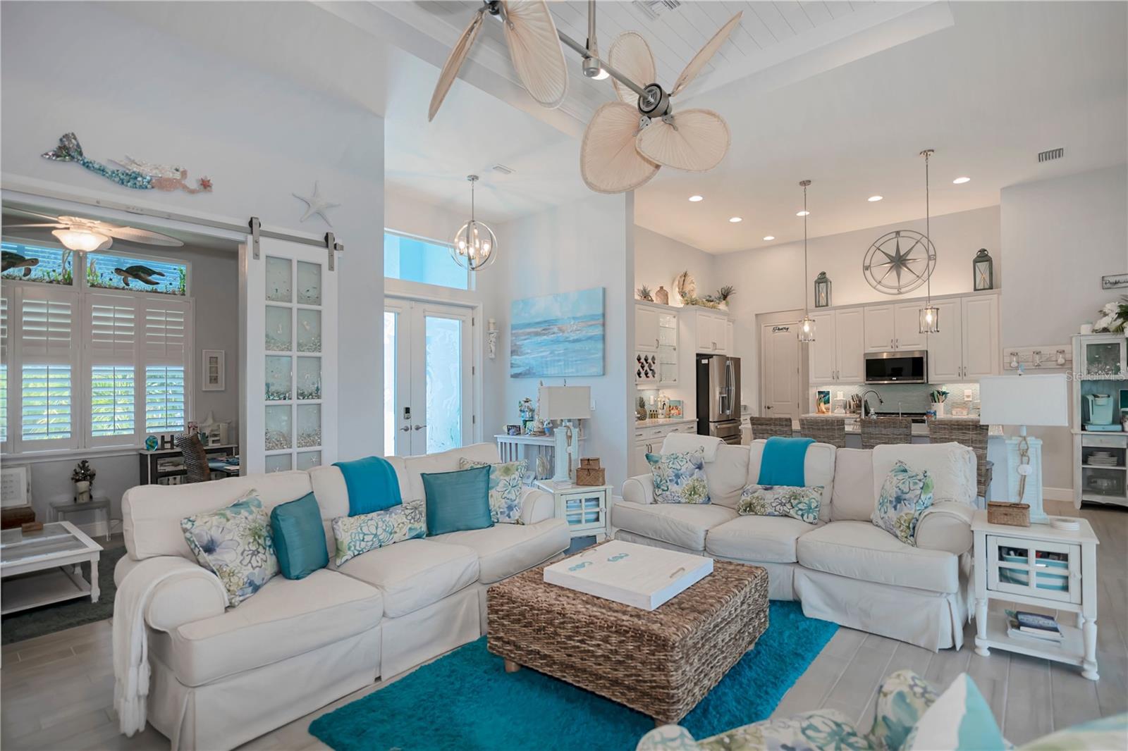 10136 AMY TER, PORT CHARLOTTE, FL — photo 3