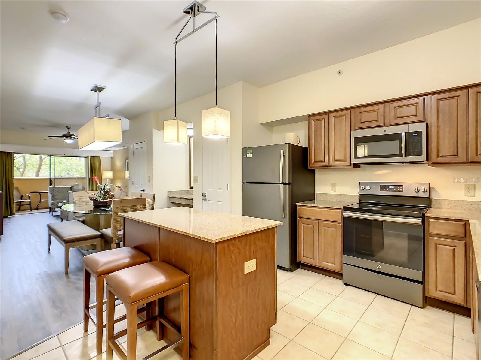 12538 FLORIDAYS RESORT DR #C-211, ORLANDO, FL — photo 2
