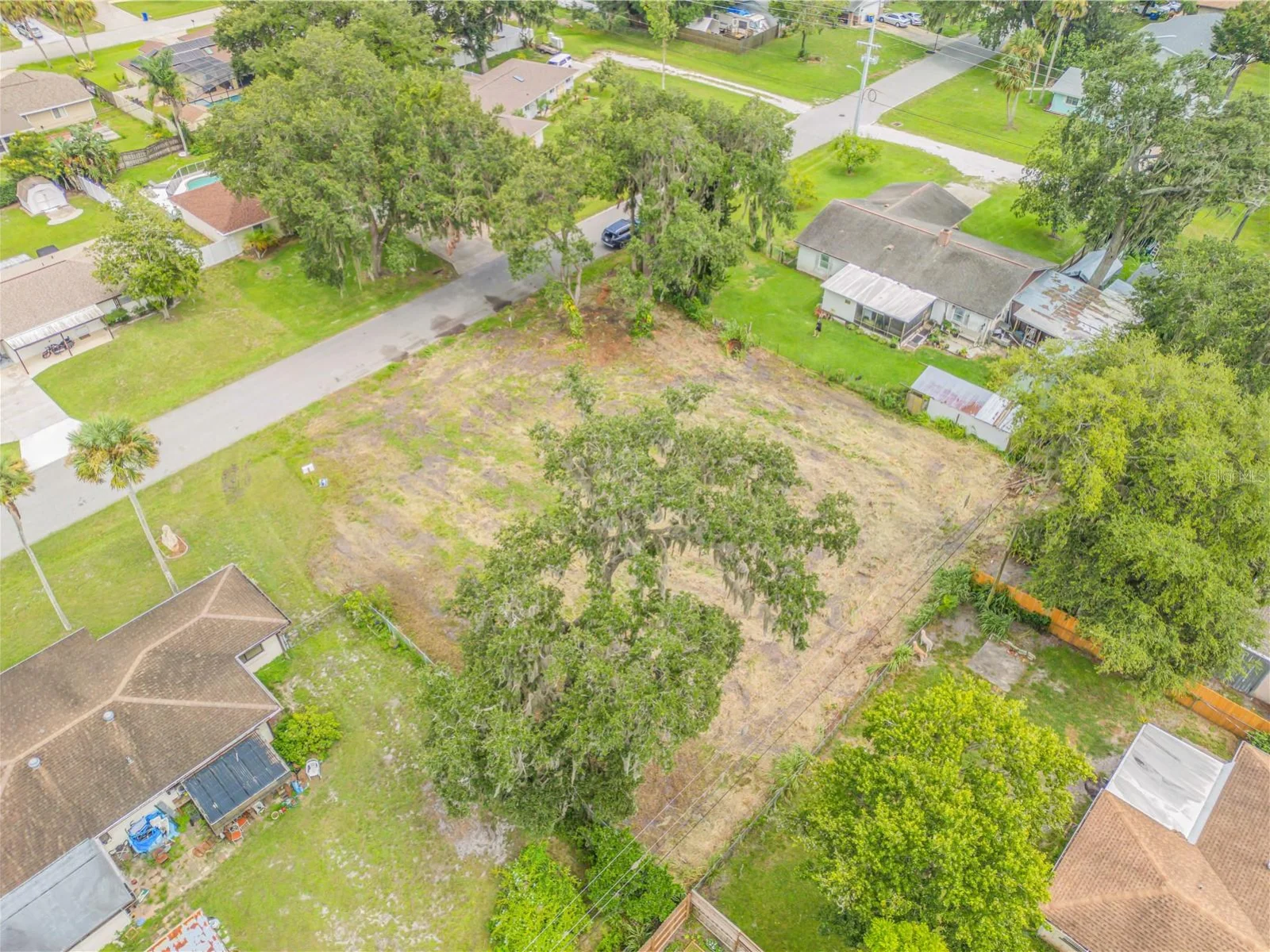 2324 ORANGE TREE DR, EDGEWATER, FL — photo 9