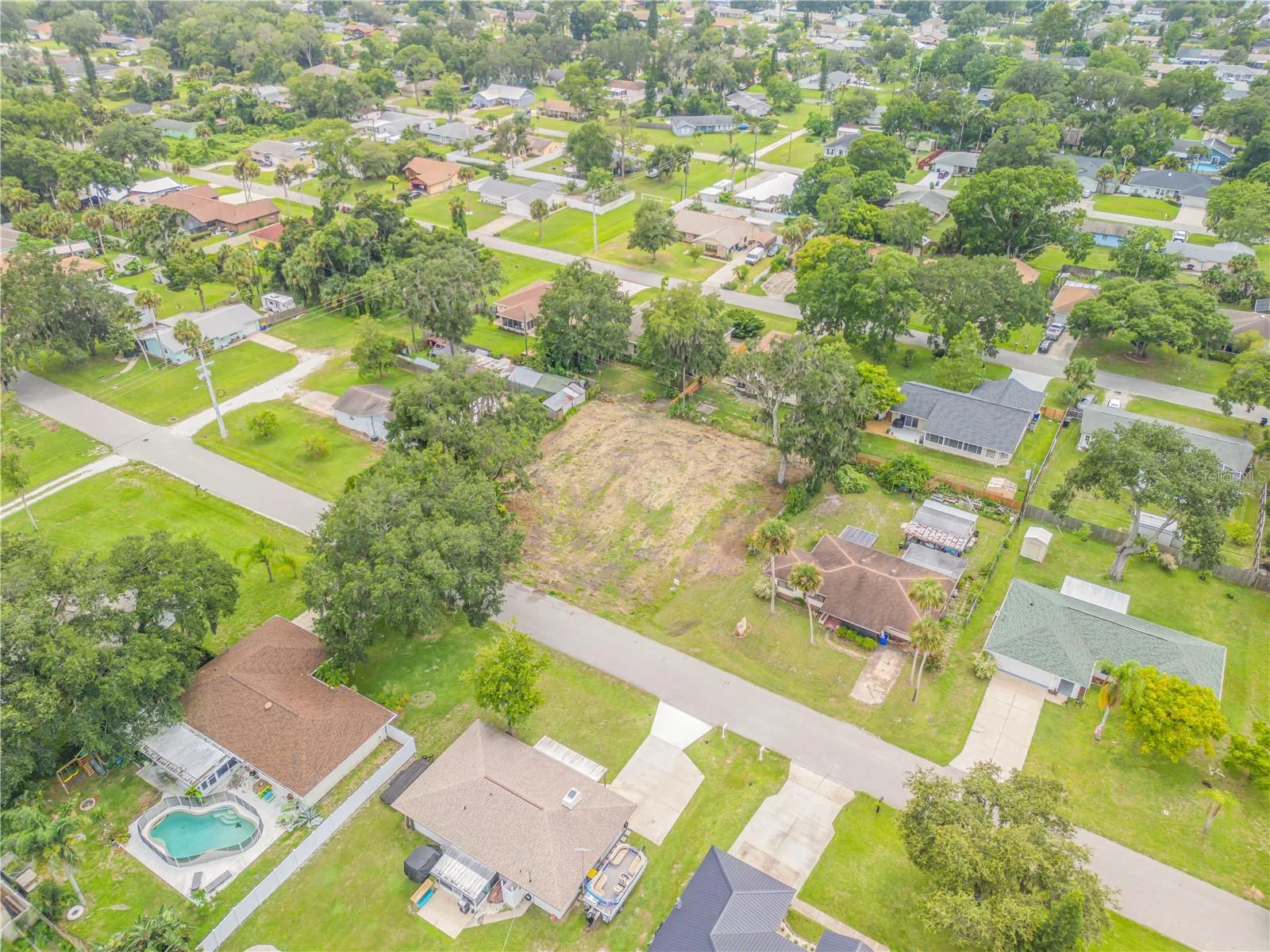 2324 ORANGE TREE DR, EDGEWATER, FL — photo 12