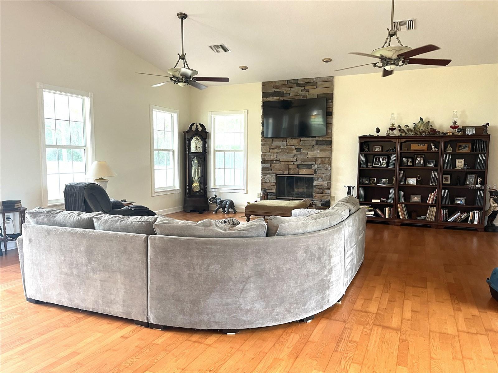 30737 ELAM RD, WESLEY CHAPEL, FL — photo 38
