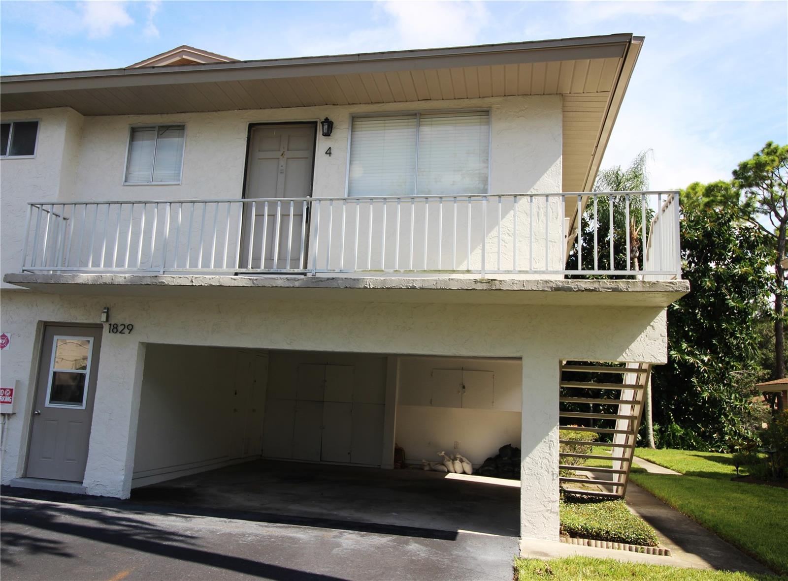 1829 BOUGH AVE #4, CLEARWATER, FL — photo 2