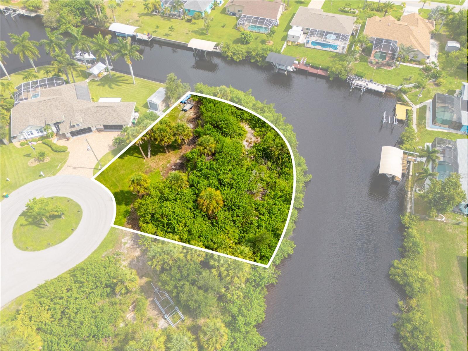 4497 BAYVIEW ST, PORT CHARLOTTE, FL — photo 8
