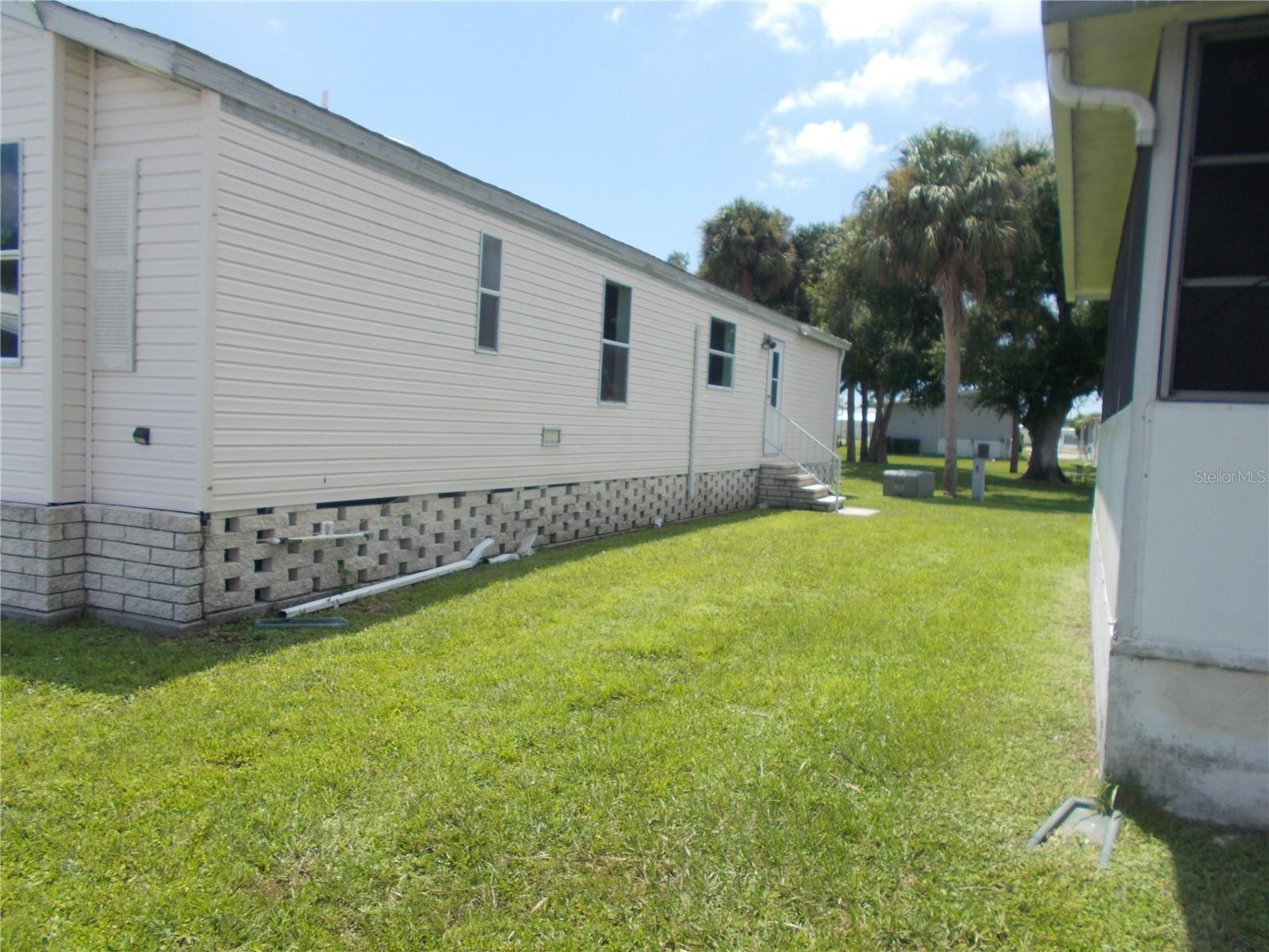 5787 HOLIDAY PARK BLVD, NORTH PORT, FL — photo 23