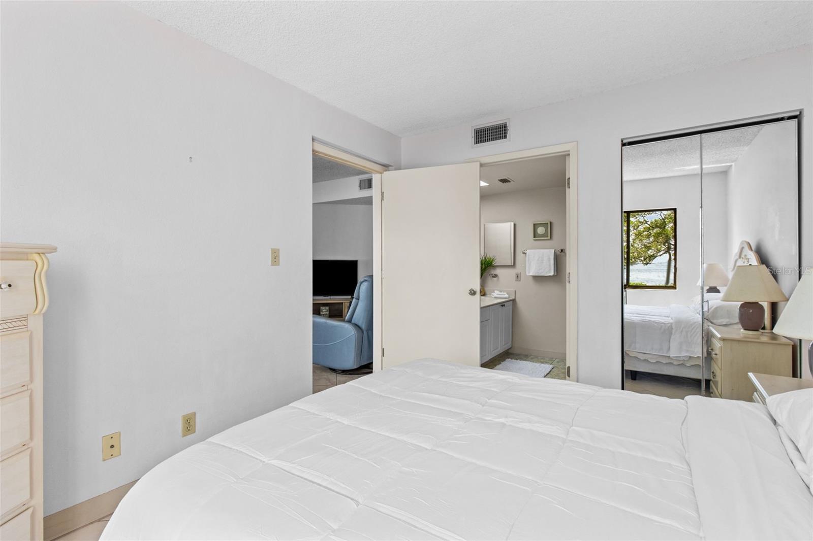 1515 PINELLAS BAYWAY S #65, ST PETERSBURG, FL — photo 33