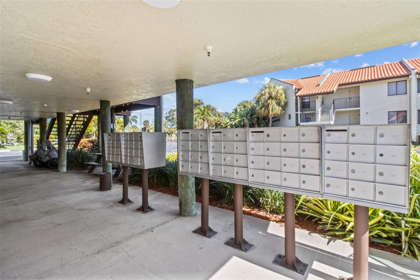 1515 PINELLAS BAYWAY S #65, ST PETERSBURG, FL — photo 40