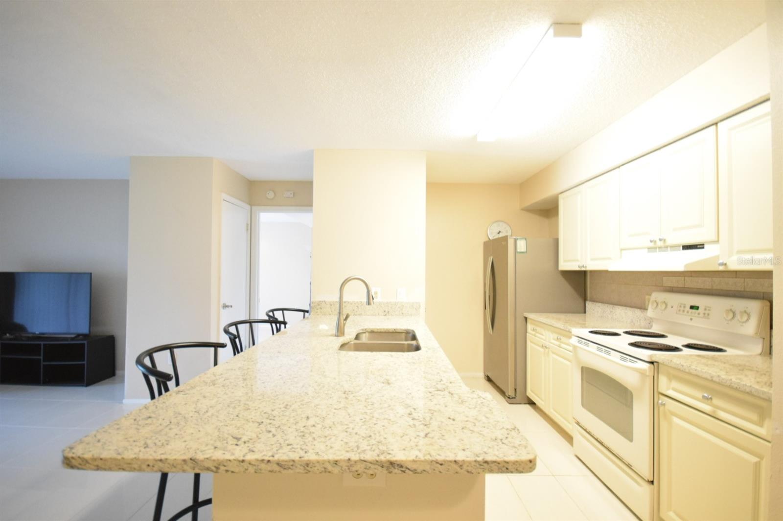 9481 HIGHLAND OAK DR #1402, TAMPA, FL — photo 8