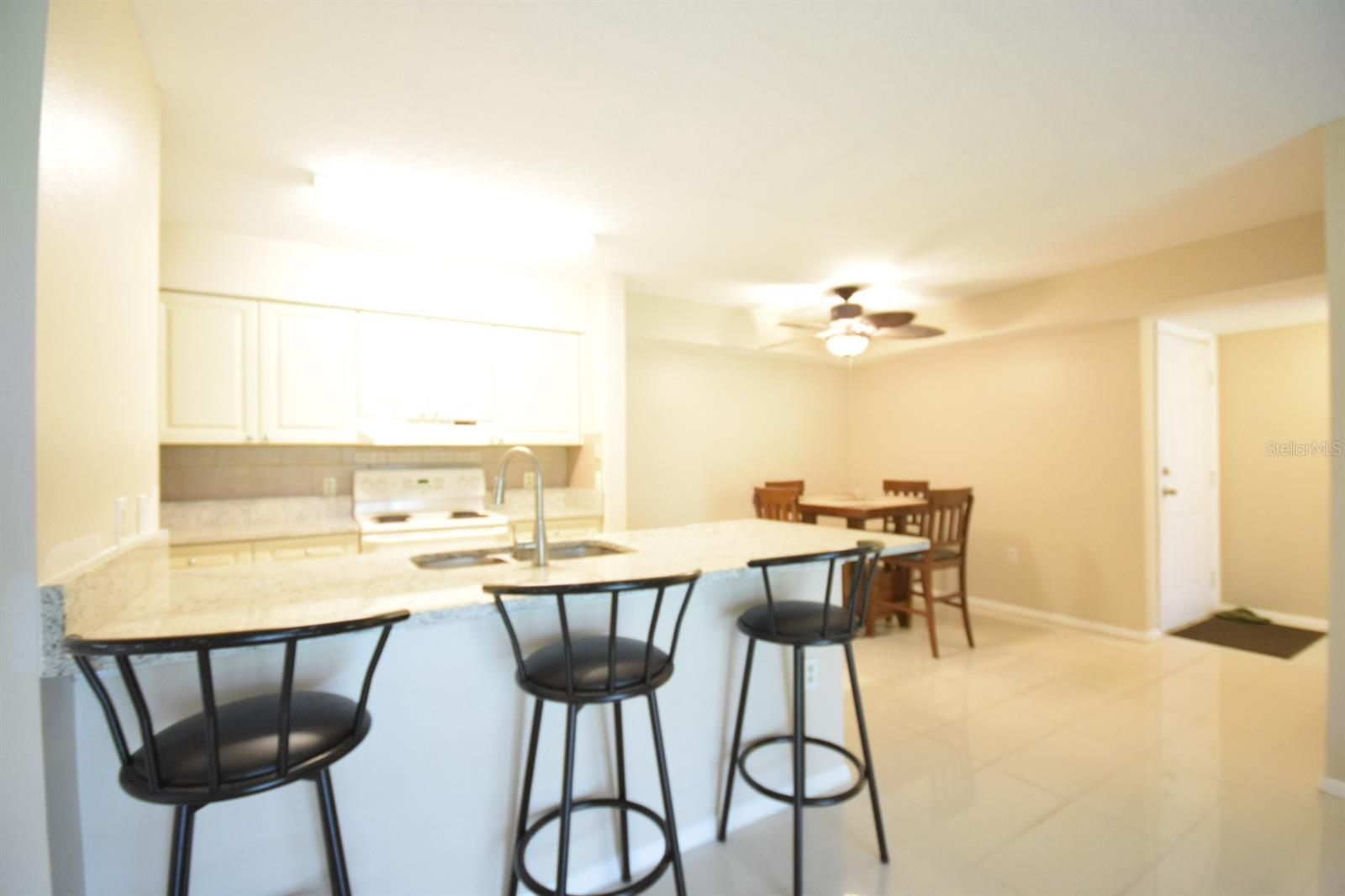 9481 HIGHLAND OAK DR #1402, TAMPA, FL — photo 13