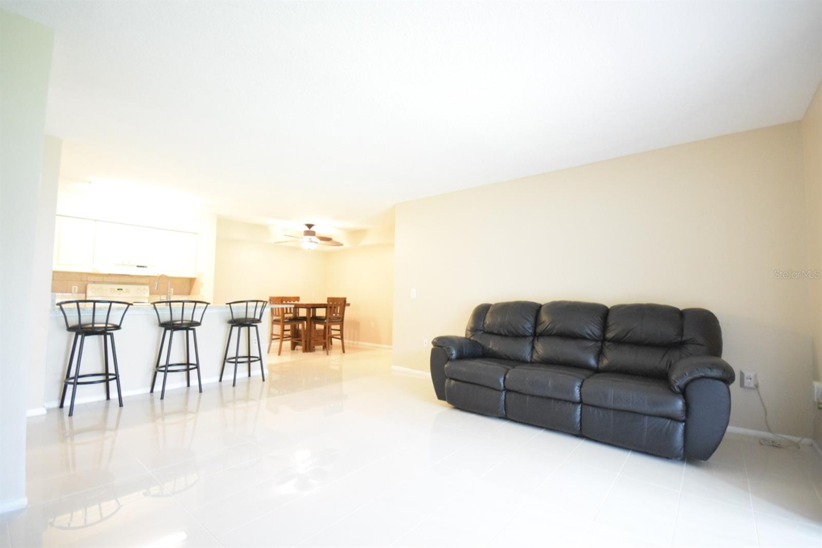 9481 HIGHLAND OAK DR #1402, TAMPA, FL — photo 17