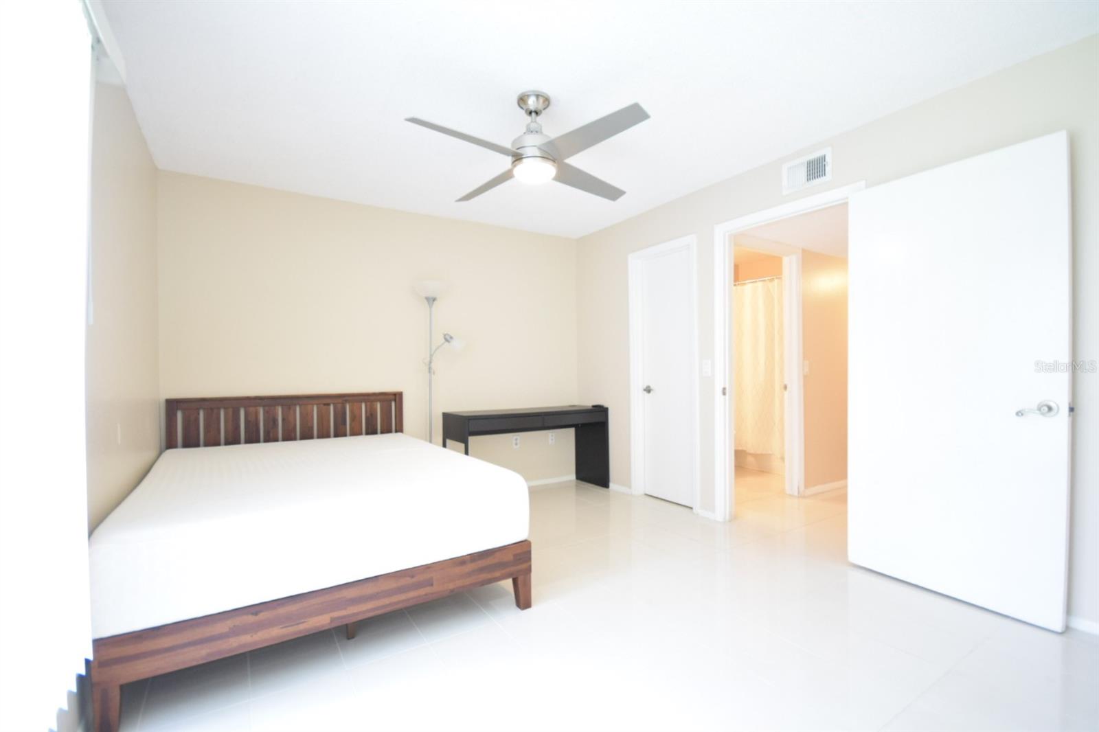 9481 HIGHLAND OAK DR #1402, TAMPA, FL — photo 27