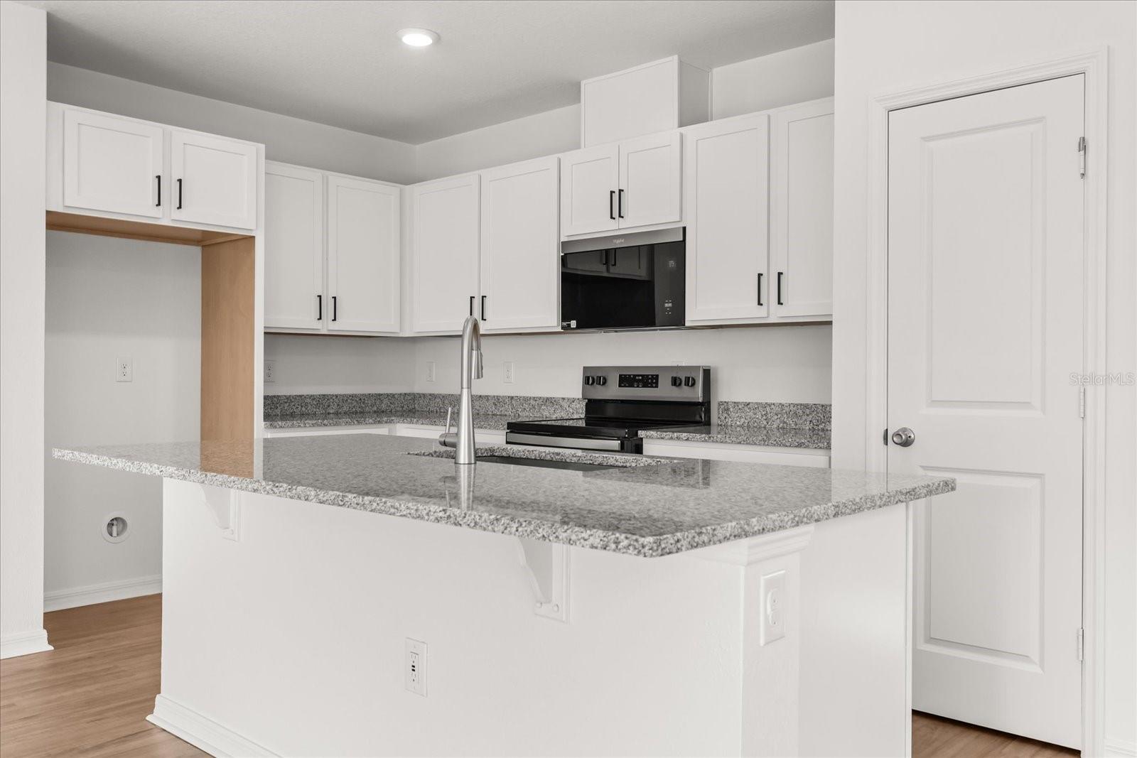 359 SEQUOIA DR, LAKE WALES, FL — photo 3
