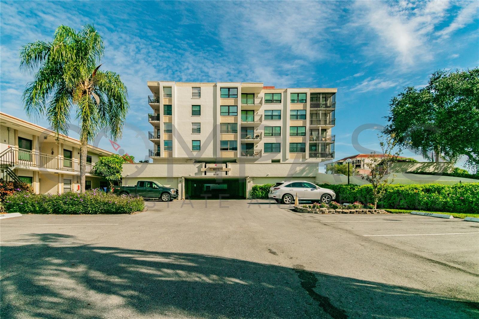 6177 SUN BLVD #404, ST PETERSBURG, FL