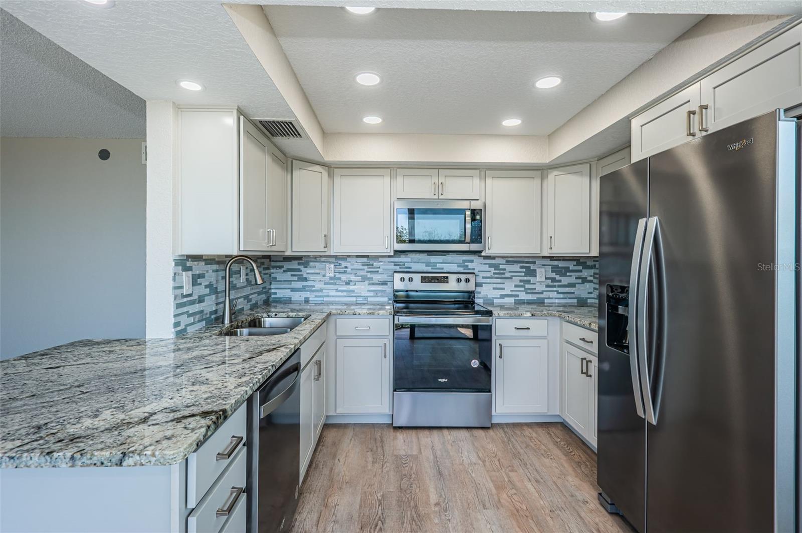 6177 SUN BLVD #404, ST PETERSBURG, FL — photo 5