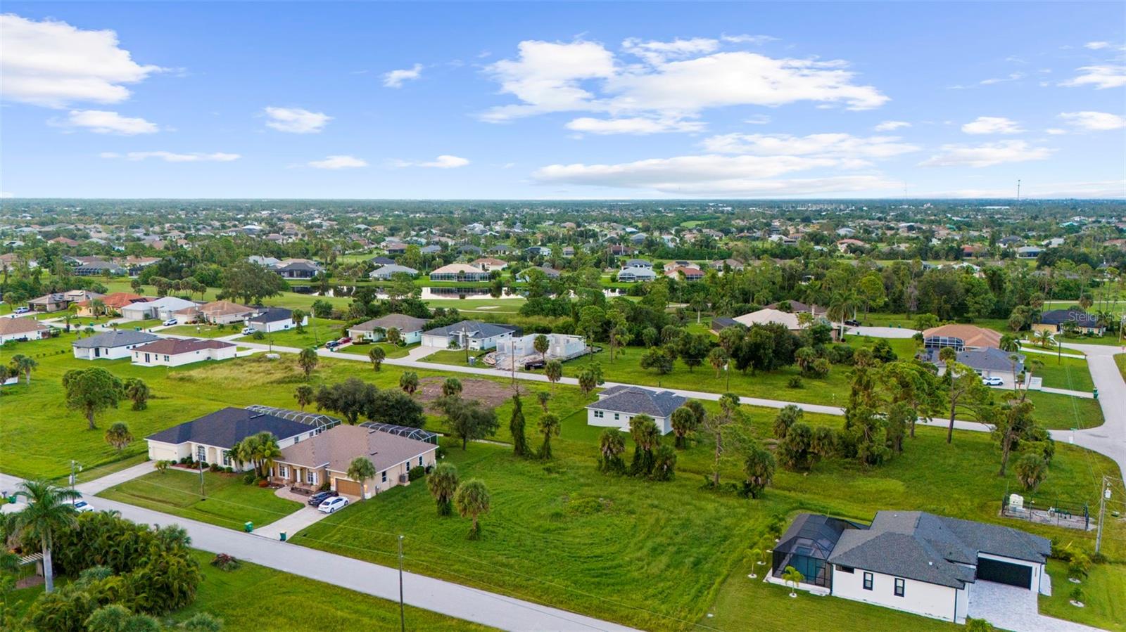 70 TEE VIEW RD, ROTONDA WEST, FL