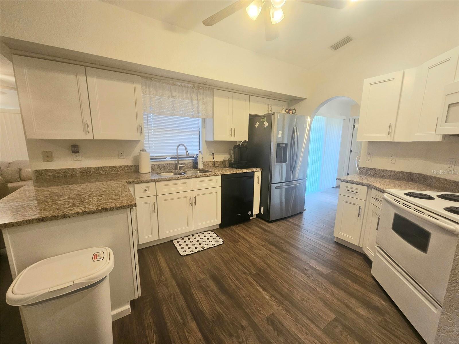 1011 TROPICAL AVE NW, PORT CHARLOTTE, FL — photo 6