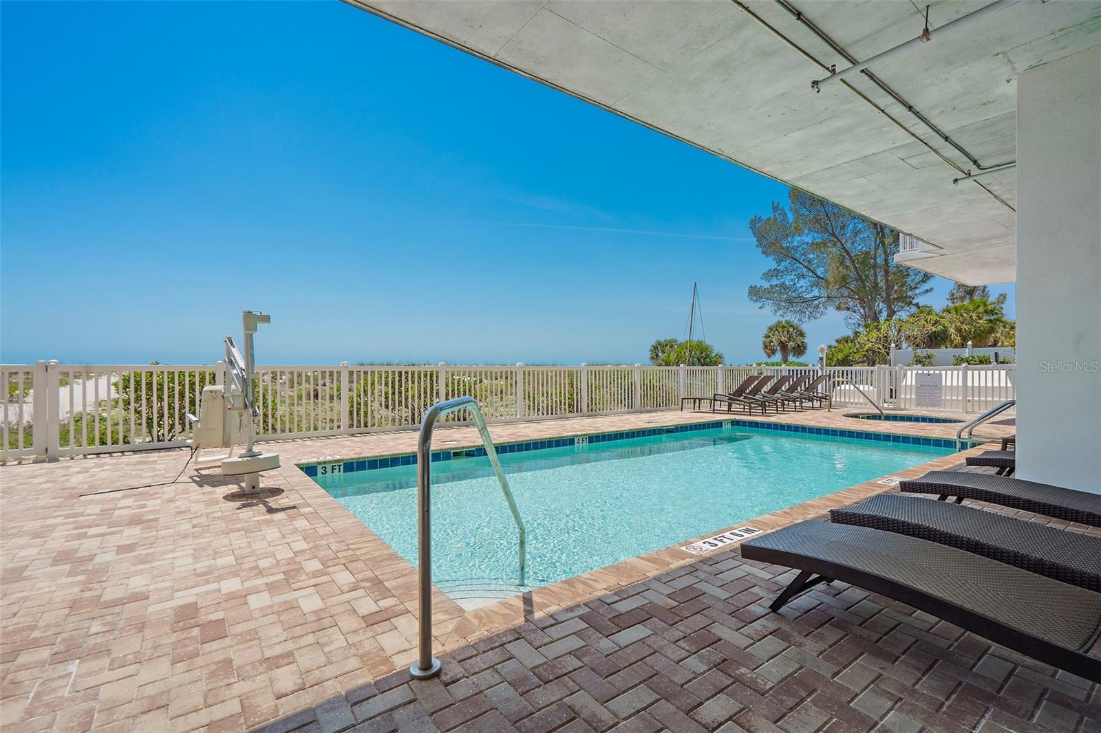 10116 GULF BLVD #403W, TREASURE ISLAND, FL — photo 46