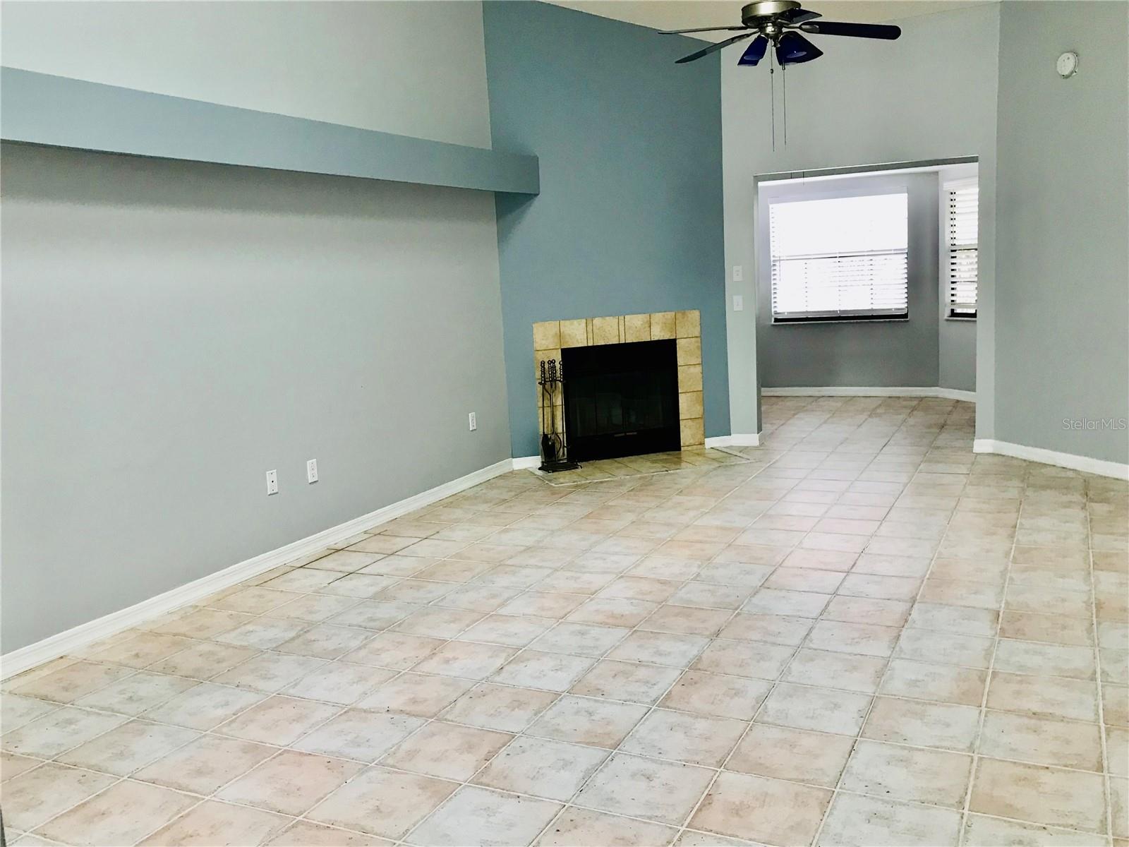 10425 LA MIRAGE CT #202, TAMPA, FL — photo 5