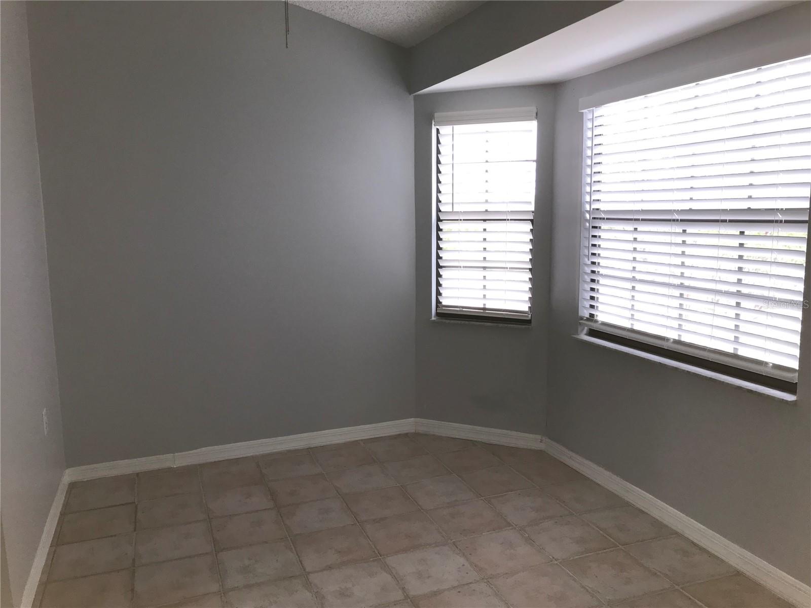 10425 LA MIRAGE CT #202, TAMPA, FL — photo 11
