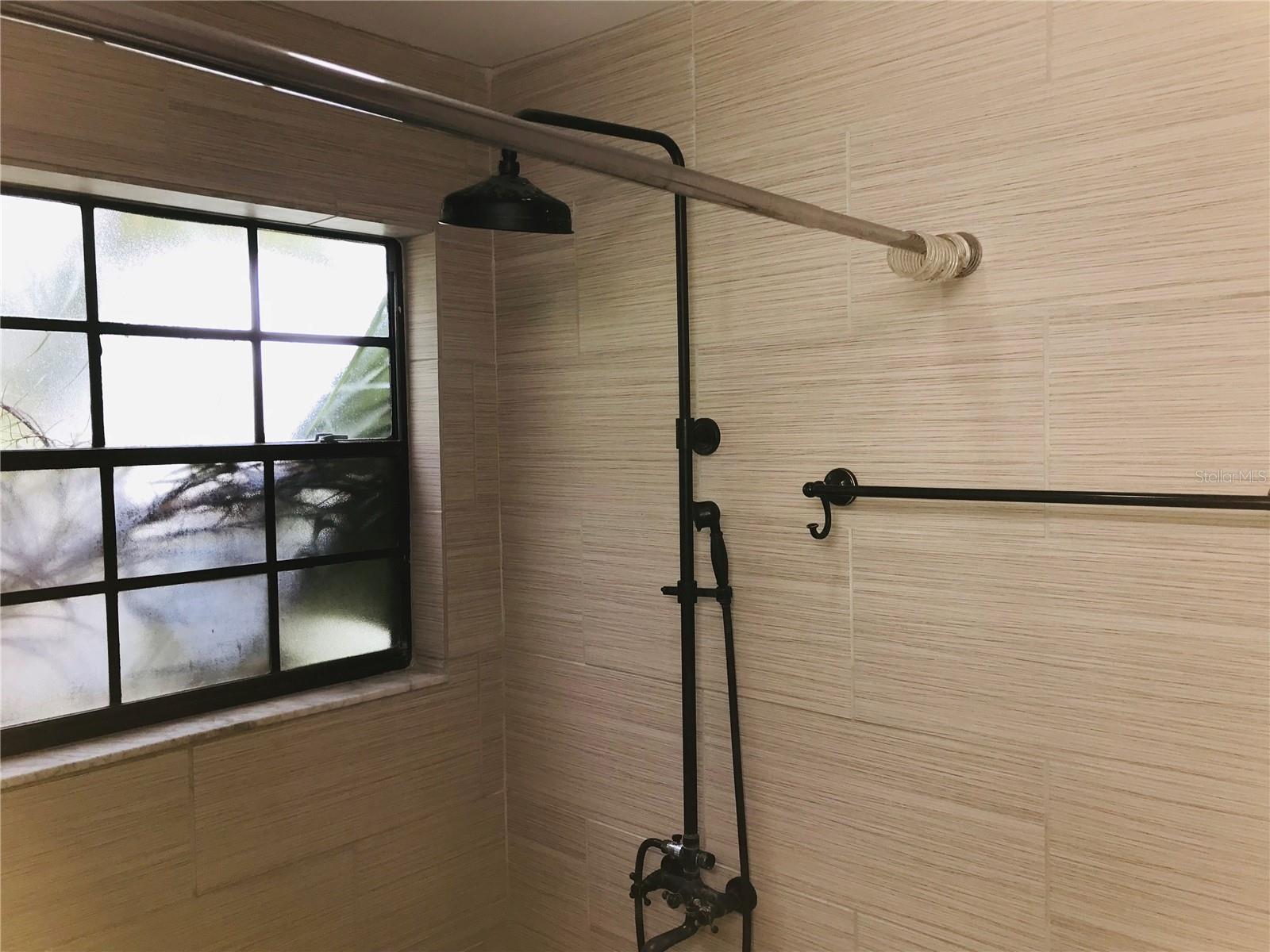 10425 LA MIRAGE CT #202, TAMPA, FL — photo 15