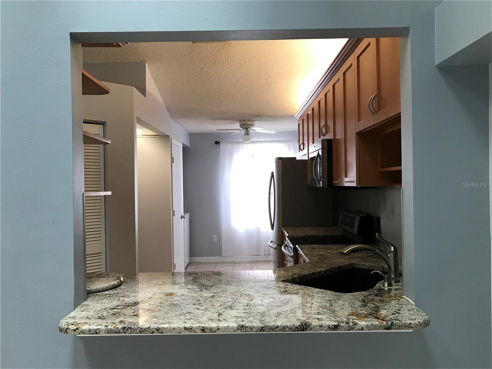 10425 LA MIRAGE CT #202, TAMPA, FL — photo 26