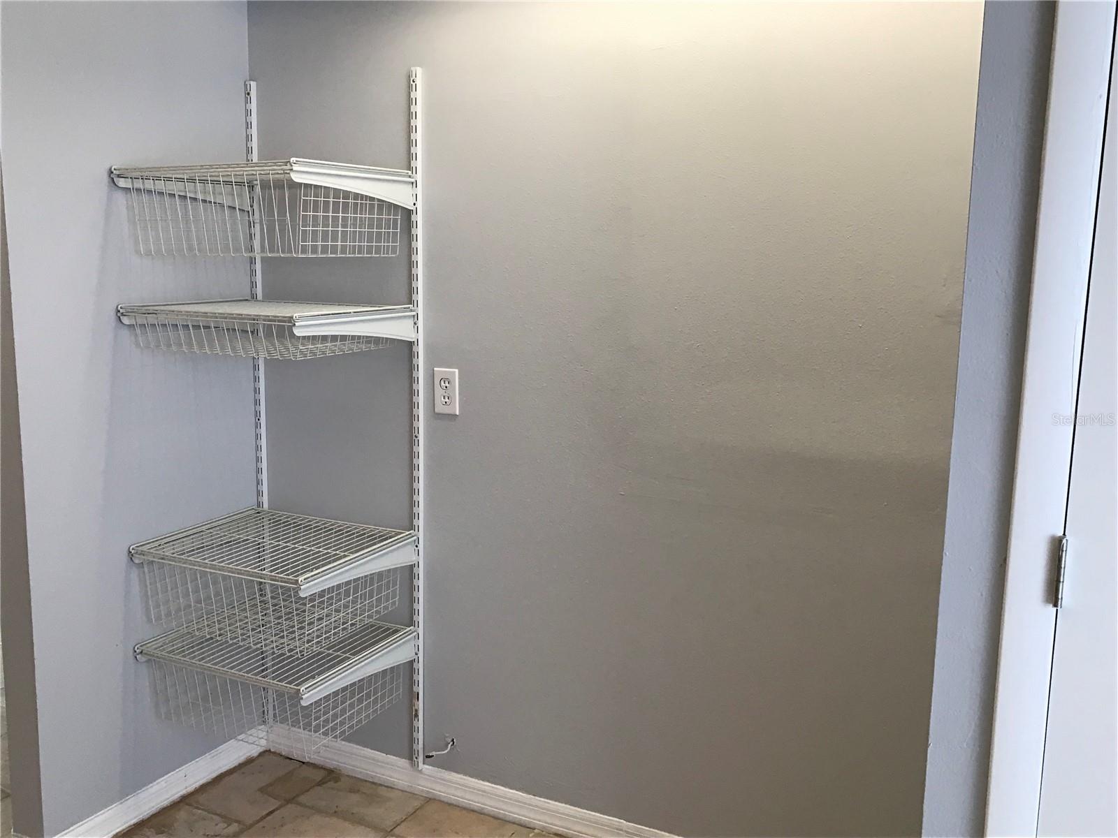 10425 LA MIRAGE CT #202, TAMPA, FL — photo 37