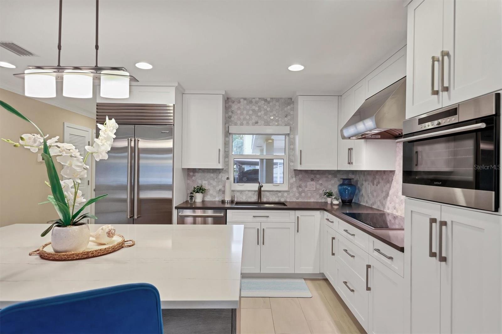 1900 BENJAMIN FRANKLIN DR #V-15, SARASOTA, FL — photo 5