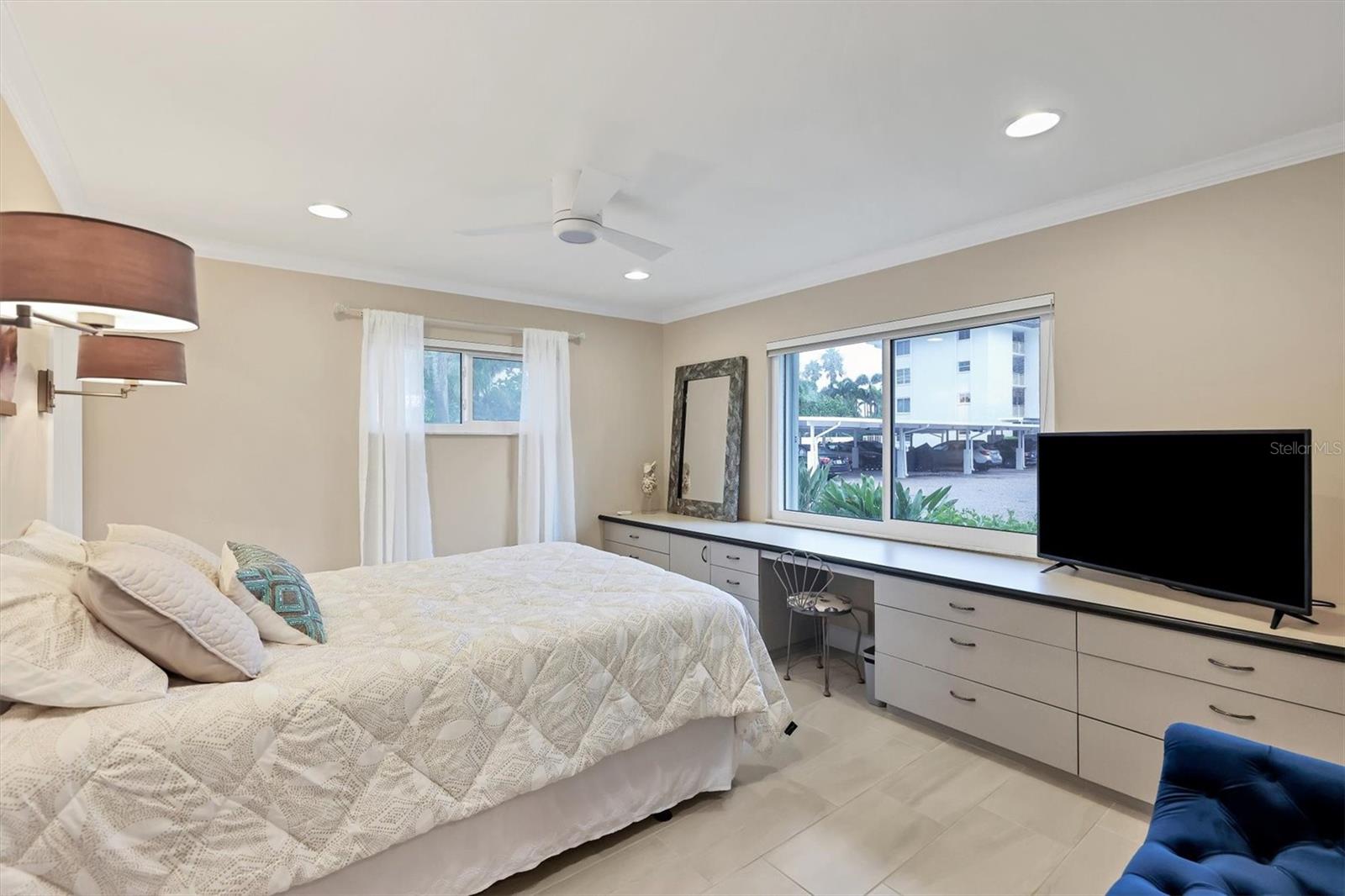 1900 BENJAMIN FRANKLIN DR #V-15, SARASOTA, FL — photo 17