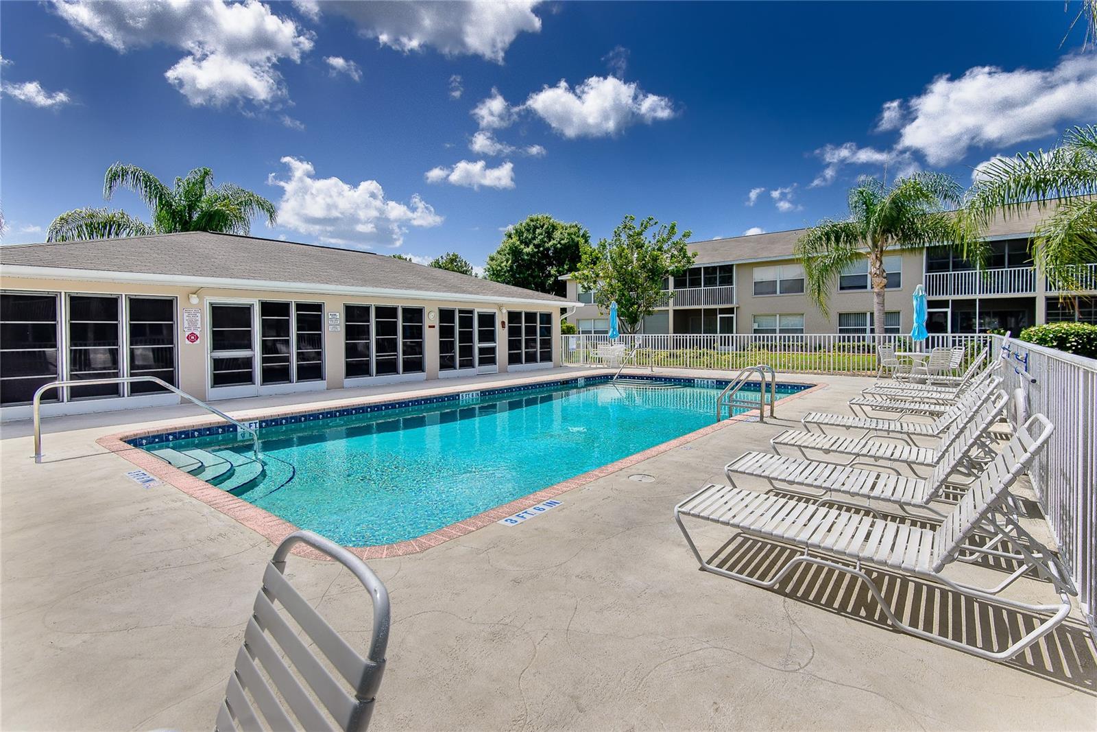 11644 EGRET CIR #1303, LAKE SUZY, FL — photo 4
