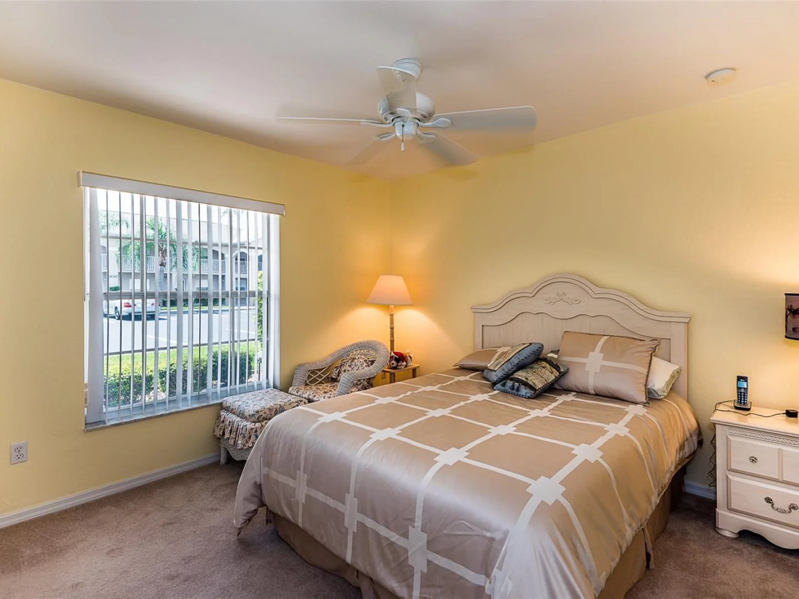 11644 EGRET CIR #1303, LAKE SUZY, FL — photo 18