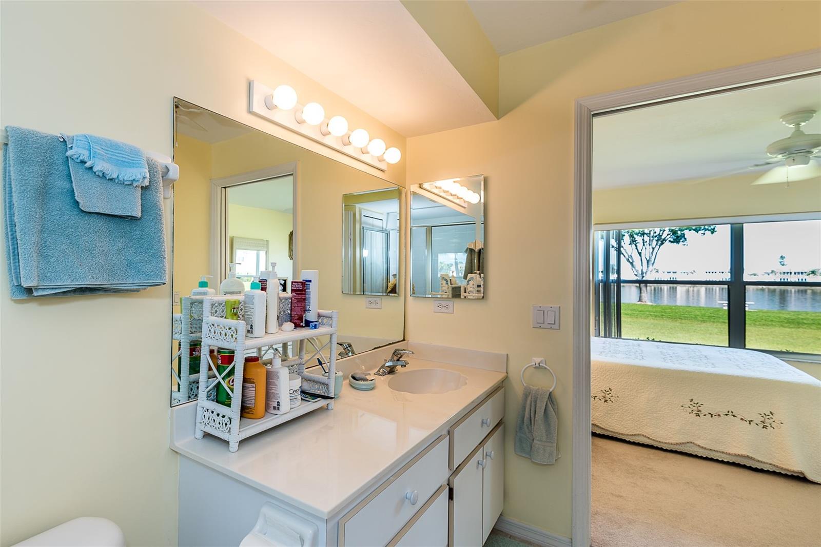 11644 EGRET CIR #1303, LAKE SUZY, FL — photo 27