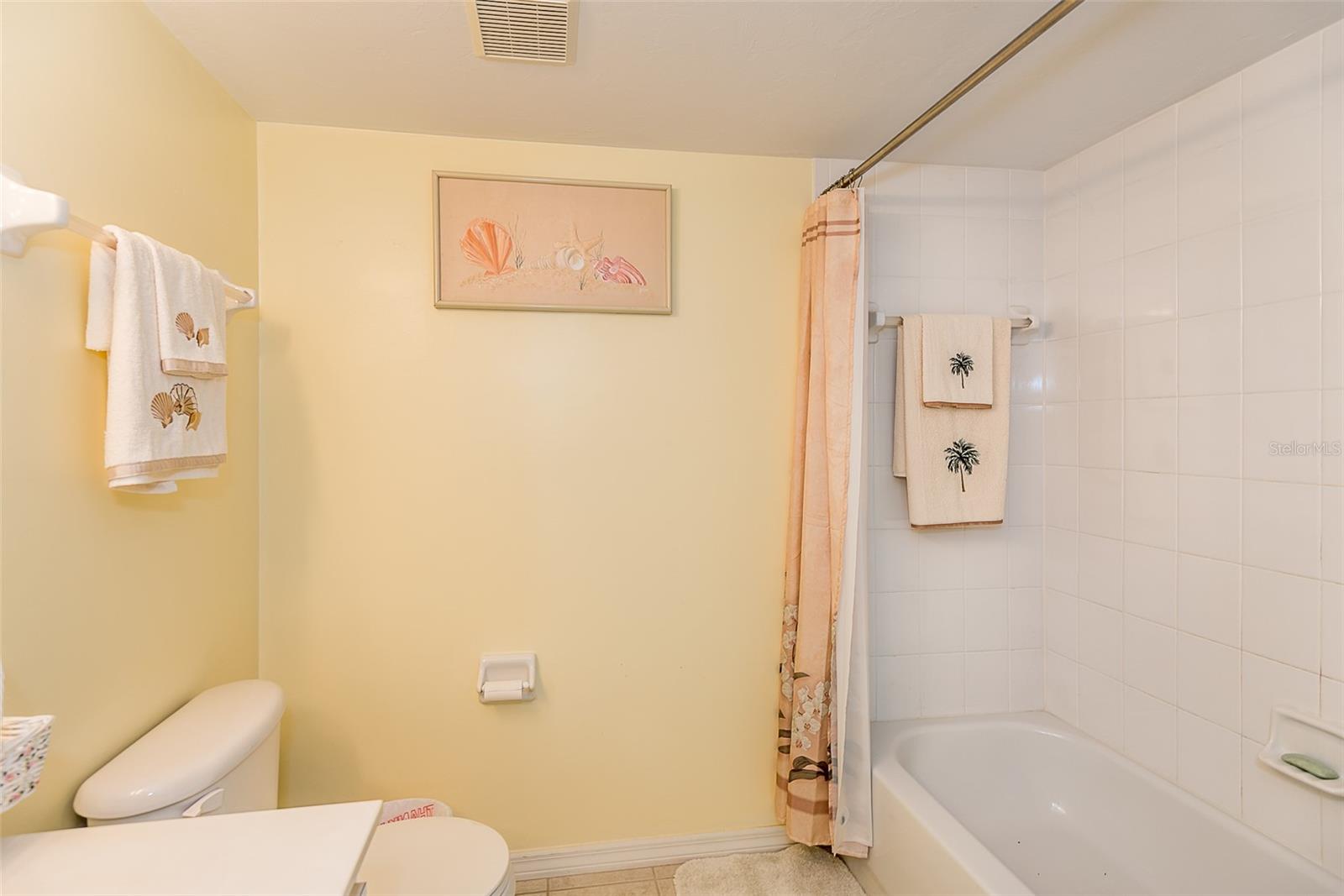 11644 EGRET CIR #1303, LAKE SUZY, FL — photo 36