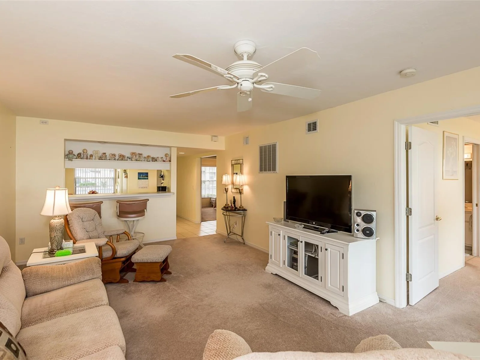 11644 EGRET CIR #1303, LAKE SUZY, FL — photo 53