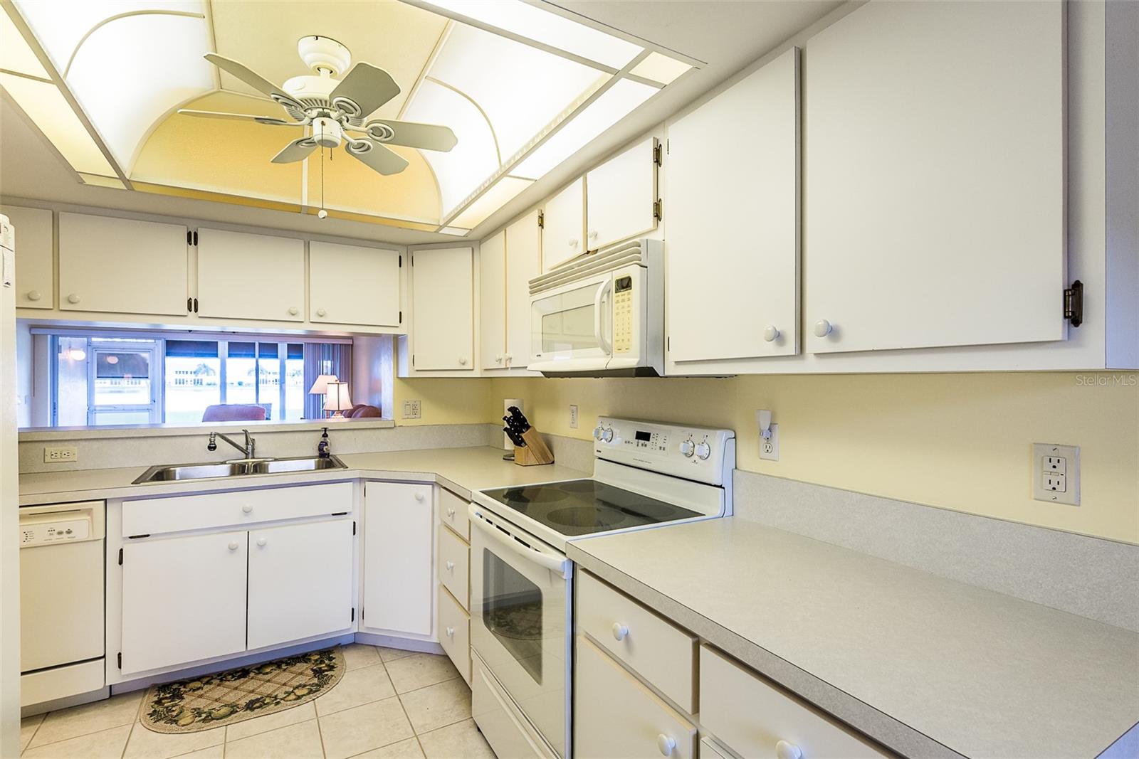 11644 EGRET CIR #1303, LAKE SUZY, FL — photo 79