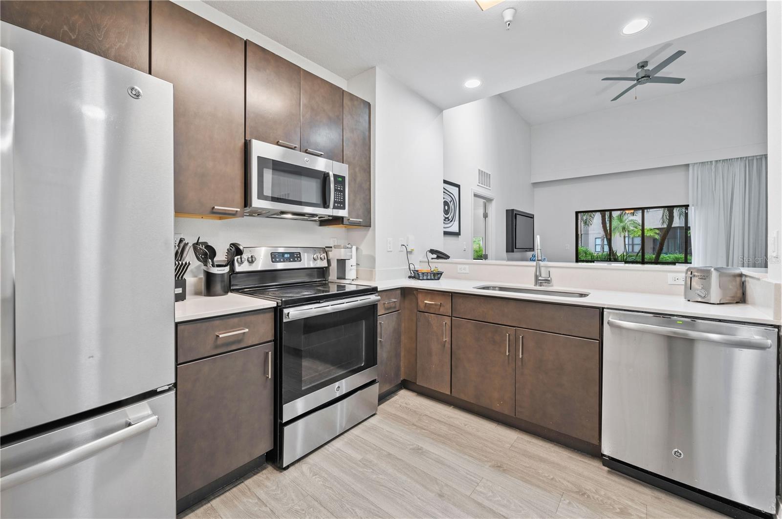 14501 GROVE RESORT AVE #3329, WINTER GARDEN, FL — photo 15