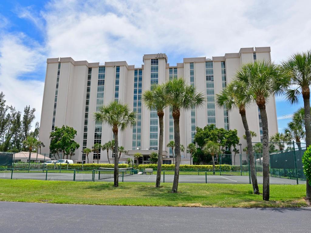 2425 GULF OF MEXICO DR #7F, LONGBOAT KEY, FL — photo 2