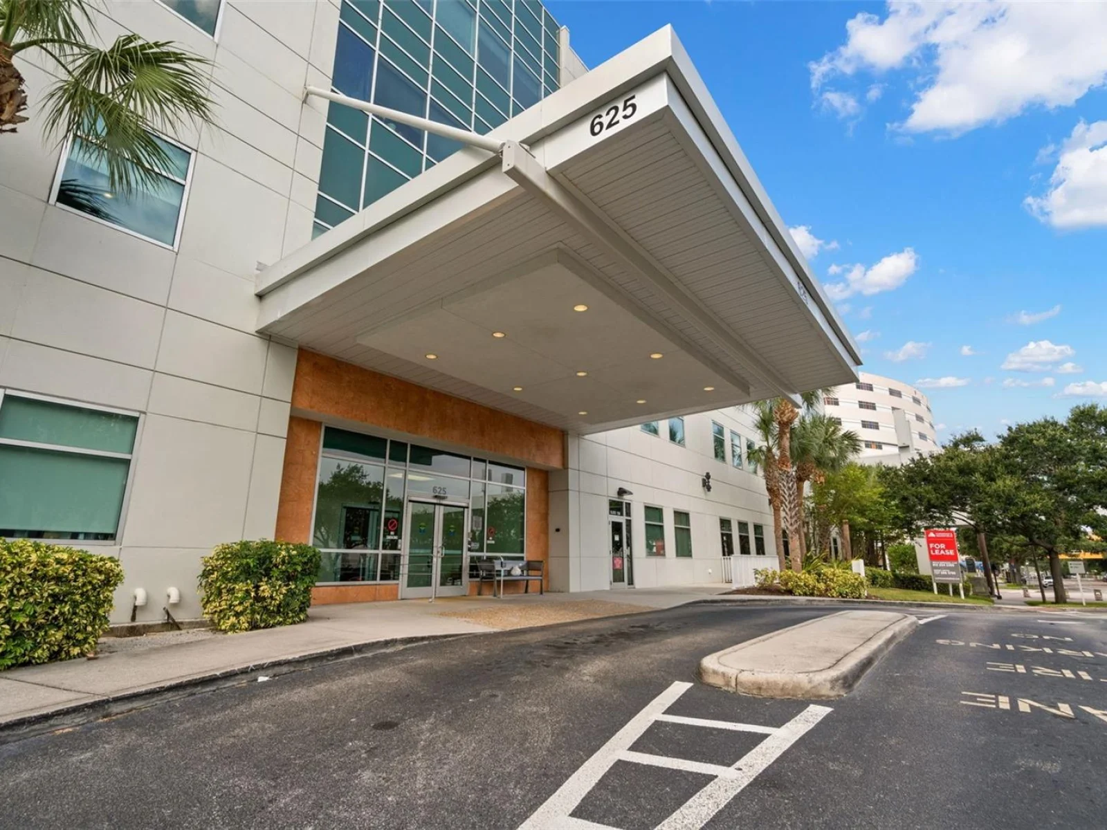 625 6TH AVE S #405, ST PETERSBURG, FL — photo 1