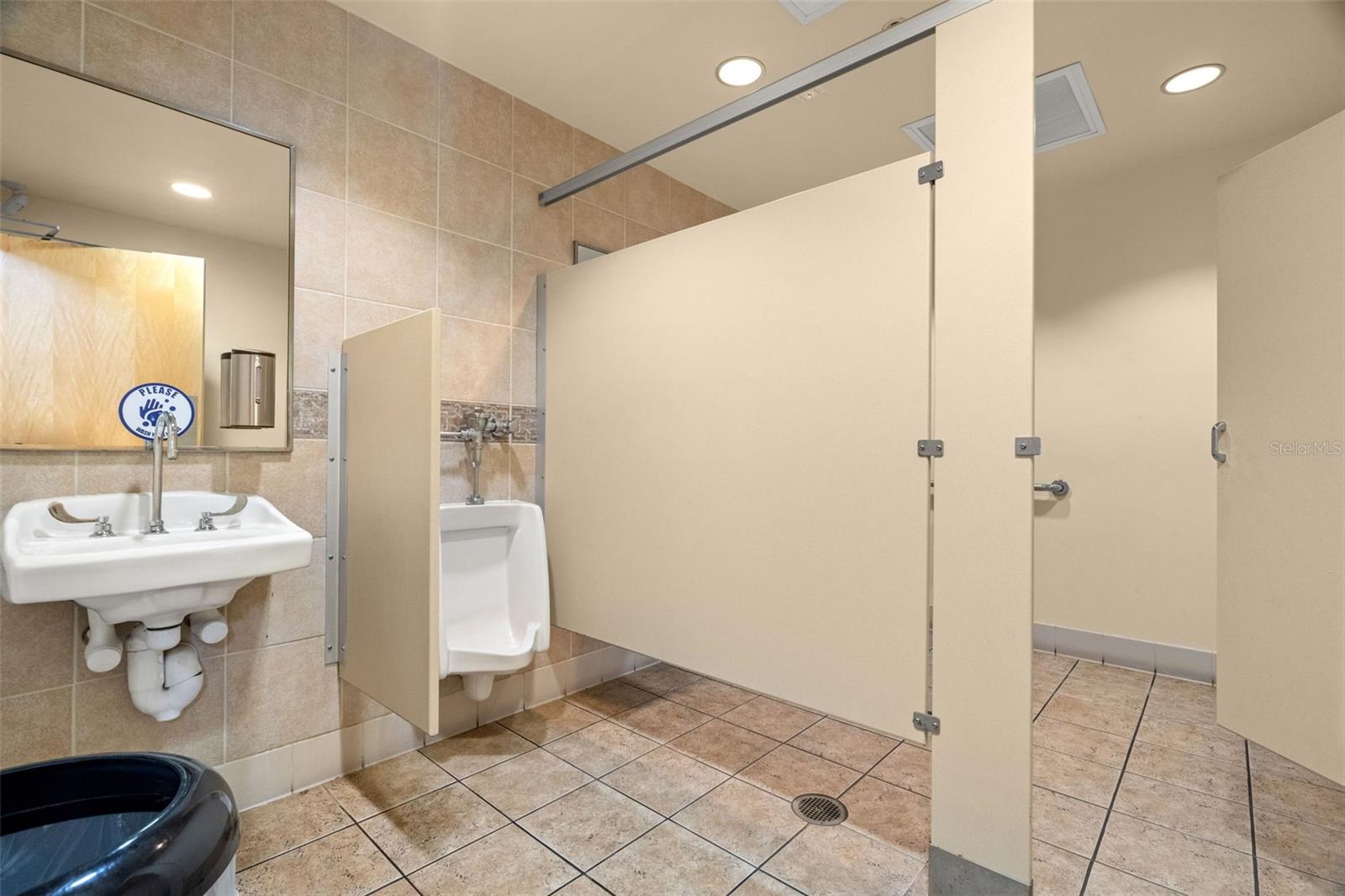 625 6TH AVE S #405, ST PETERSBURG, FL — photo 97