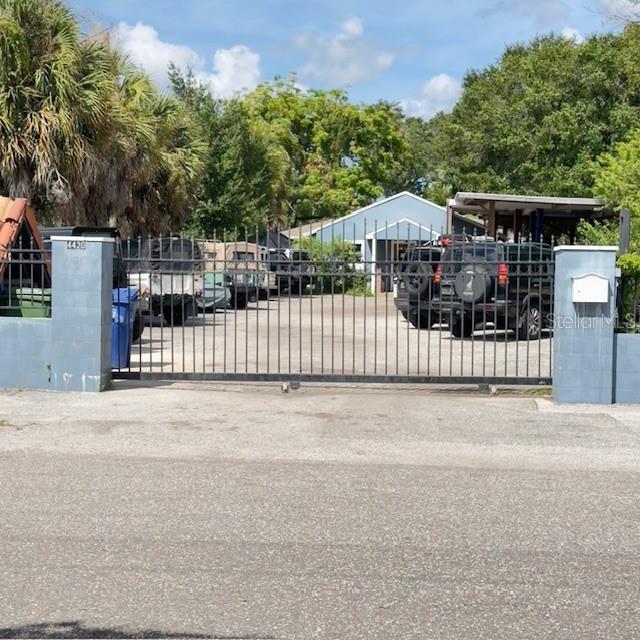 4420 N HALE AVE, TAMPA, FL