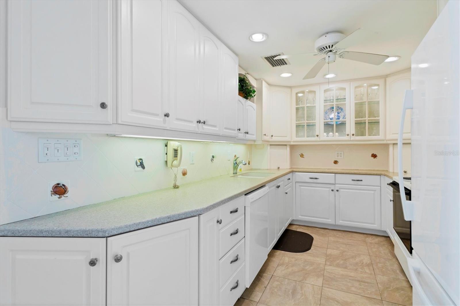 4485 GULF OF MEXICO DR #PH2, LONGBOAT KEY, FL — photo 7