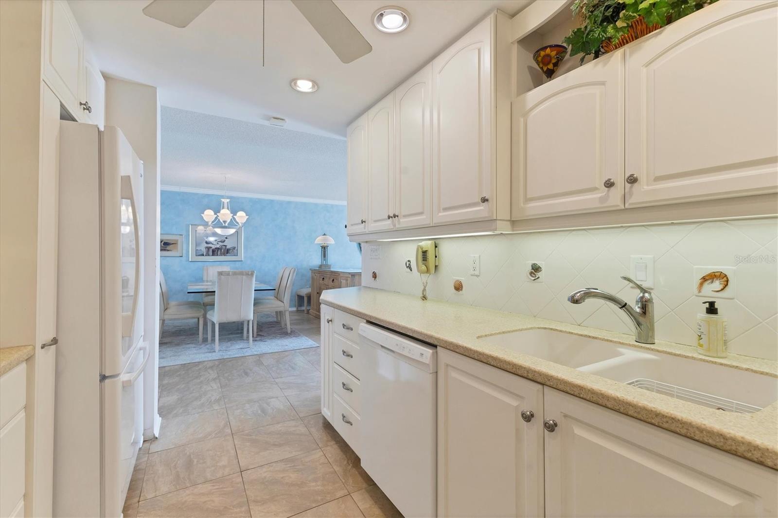 4485 GULF OF MEXICO DR #PH2, LONGBOAT KEY, FL — photo 9